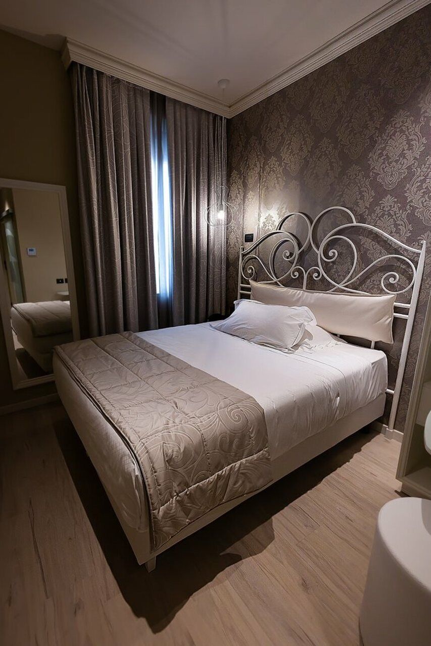 Zanhotel Regina โบโลญญา ภายนอก รูปภาพ